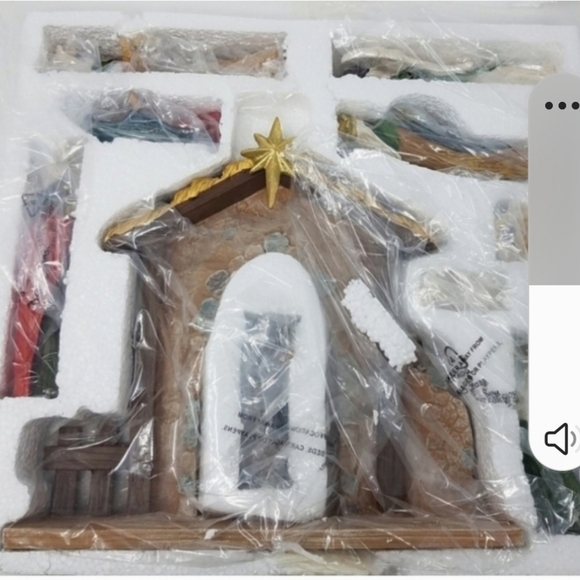 St. Nicholas Square 10 piece Nativity Set New Christmas Baby Jesus Religious - Picture 2 of 5